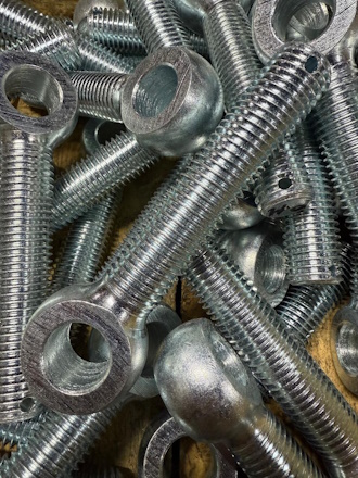 Откидные болты